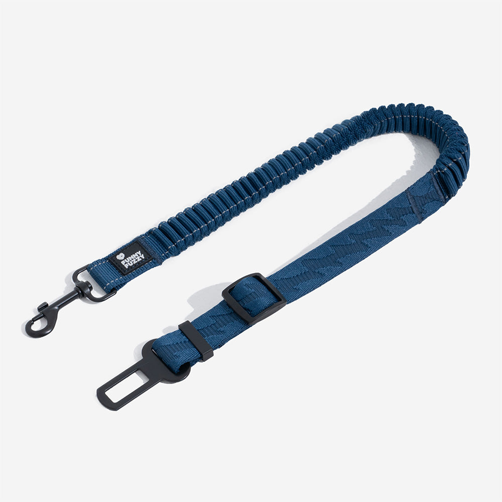 adjustable-reflective-dog-car-seat-belt-for-travel-safety-img16.jpg