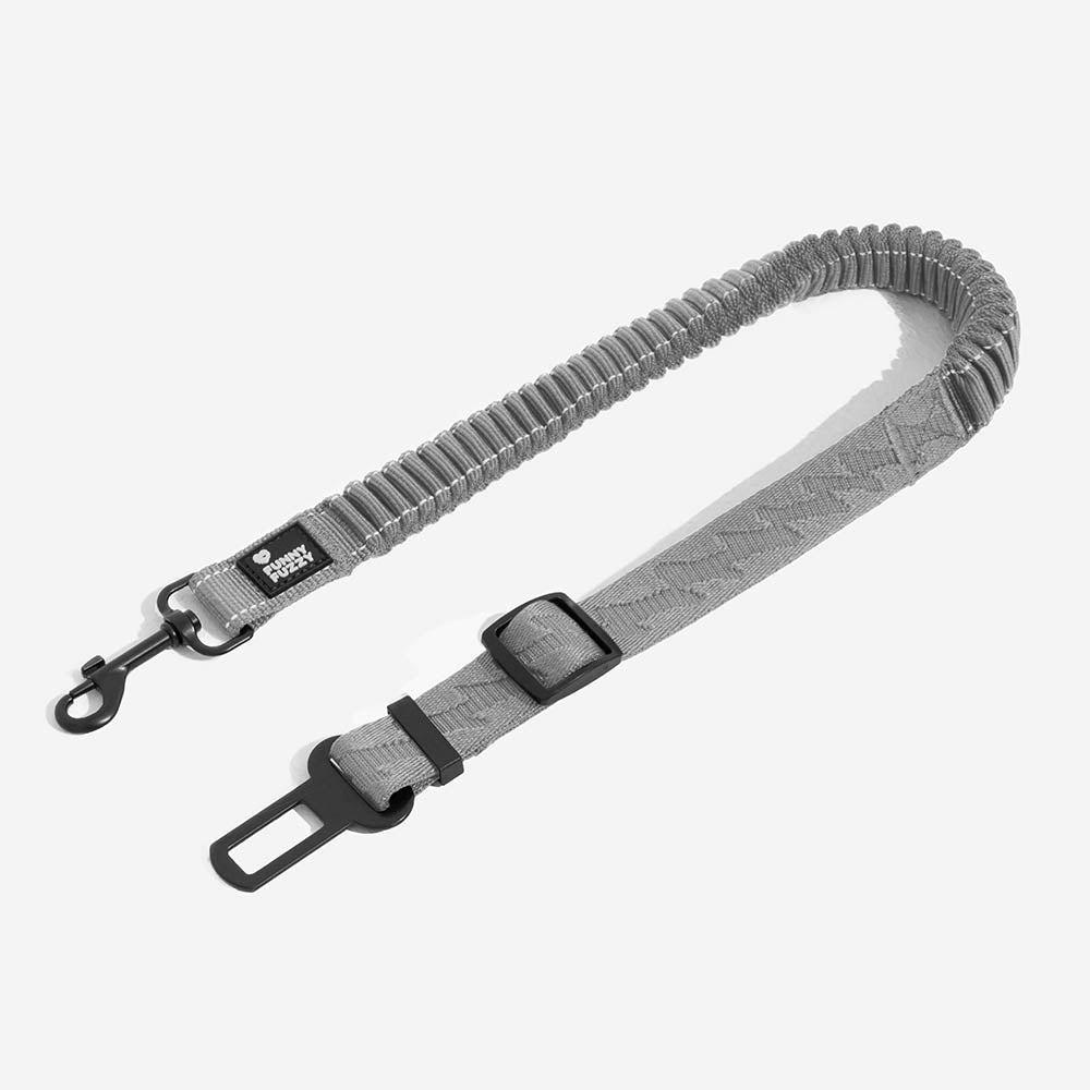 adjustable-reflective-dog-car-seat-belt-for-travel-safety-img18.jpg