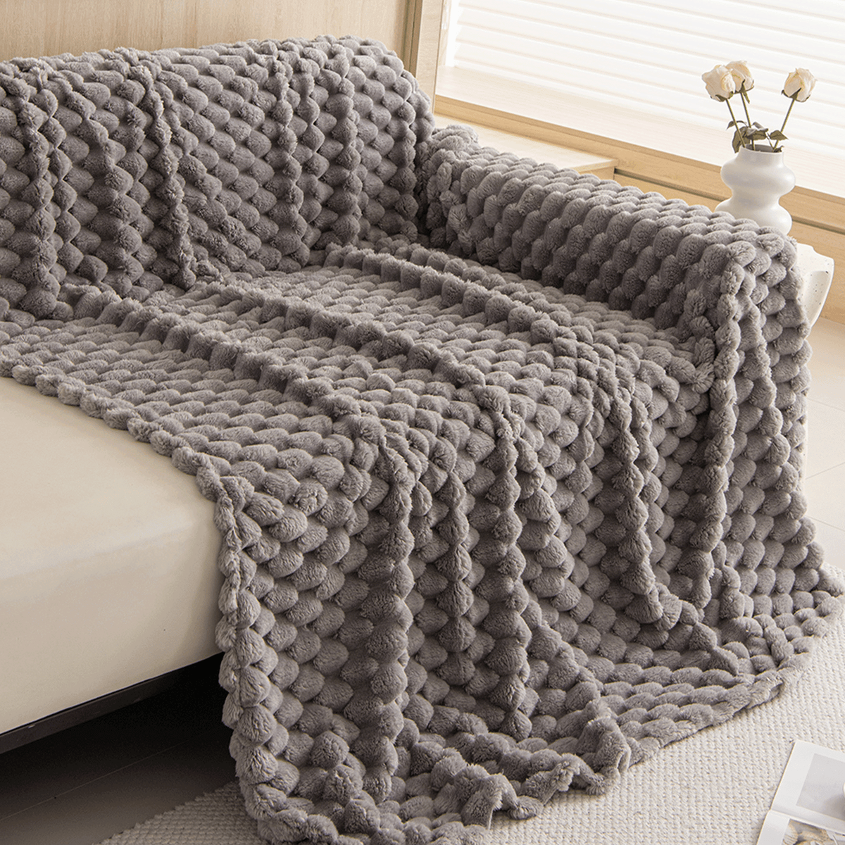 bubble-knit-fleece-sofa-protector-with-plush-popcorn-texture-img14.png