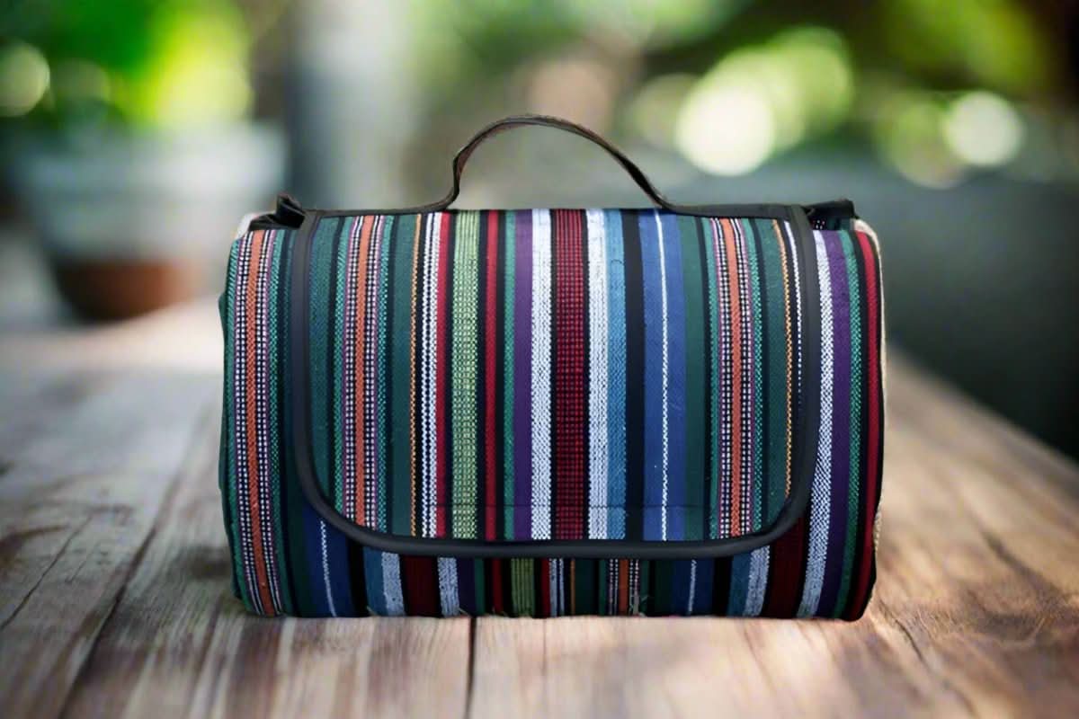ethnic-waterproof-picnic-mat-for-camping-outdoor-adventures-img2.jpg