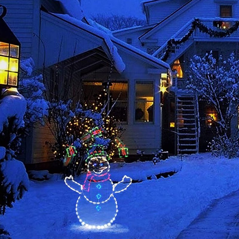 festive-christmas-snowball-fight-led-garden-light-img3.jpg