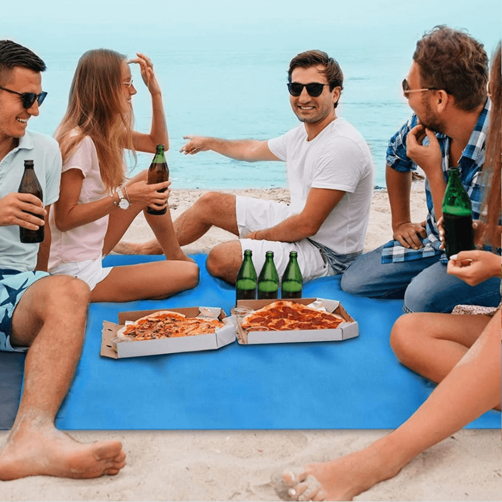 foldable-sand-free-beach-mat-for-outdoor-picnics-img7.png