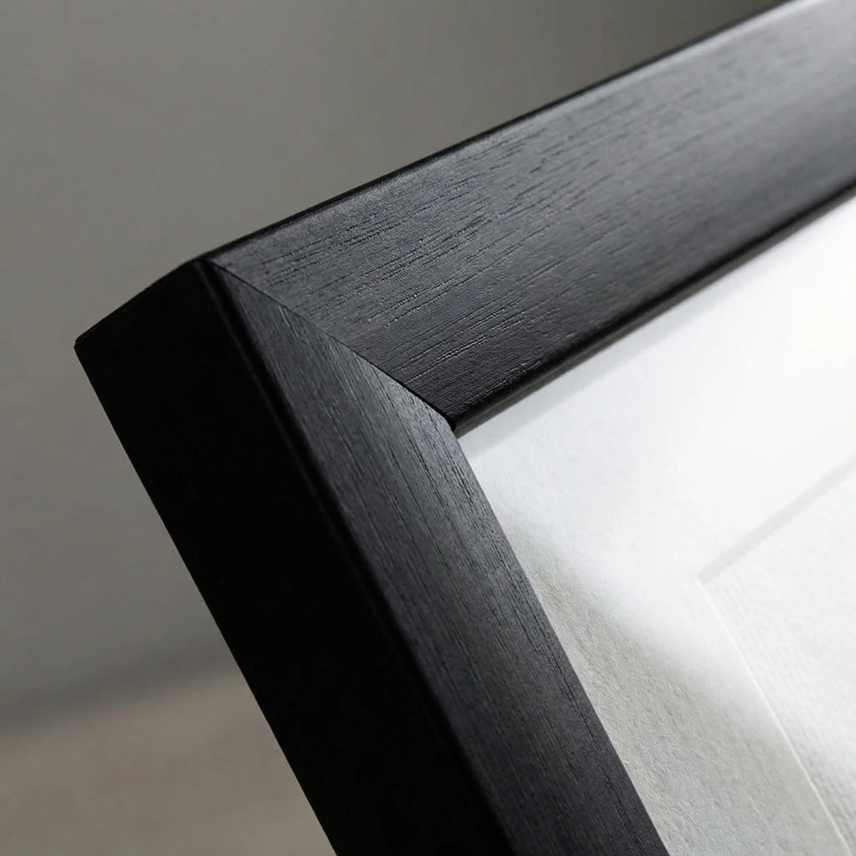 interchangeable-gallery-wall-photo-frame-set-img3.webp