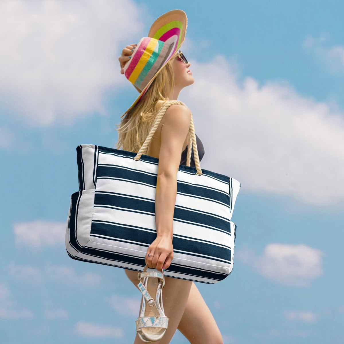 kimberly-relaxed-fit-waterproof-oversized-beach-tote-img5.jpg