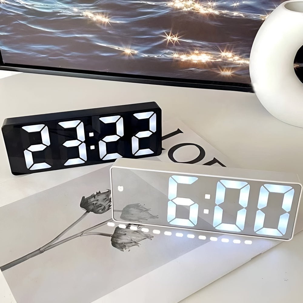 led-mirror-digital-alarm-clock-with-modern-minimalist-display-img4.jpg