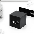minimalist-led-cube-alarm-clock-with-smart-display-img1.png