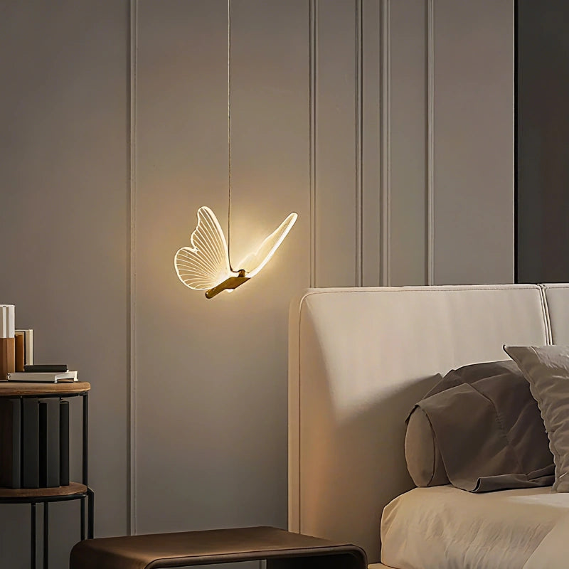 modern-crystal-pendant-light-with-gold-finish-for-dining-room-img9.webp