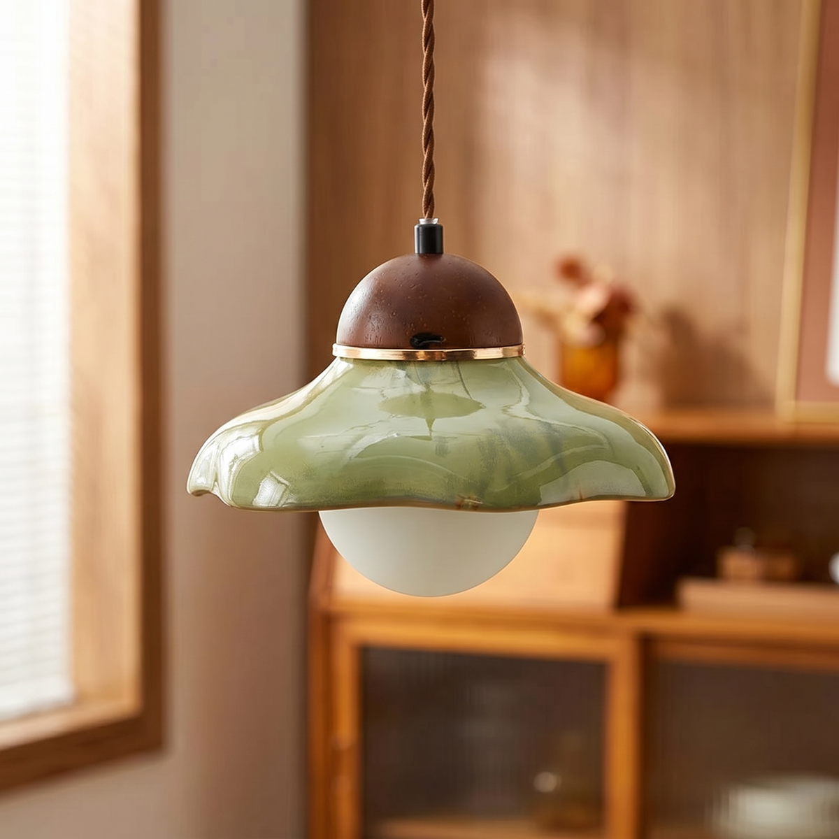 modern-green-ceramic-pendant-light-for-kitchen-island-img10.png