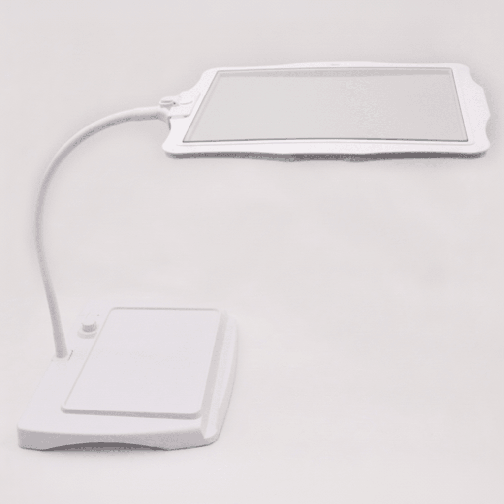 modern-led-magnifying-light-with-bright-illumination-for-detail-work-img4.png