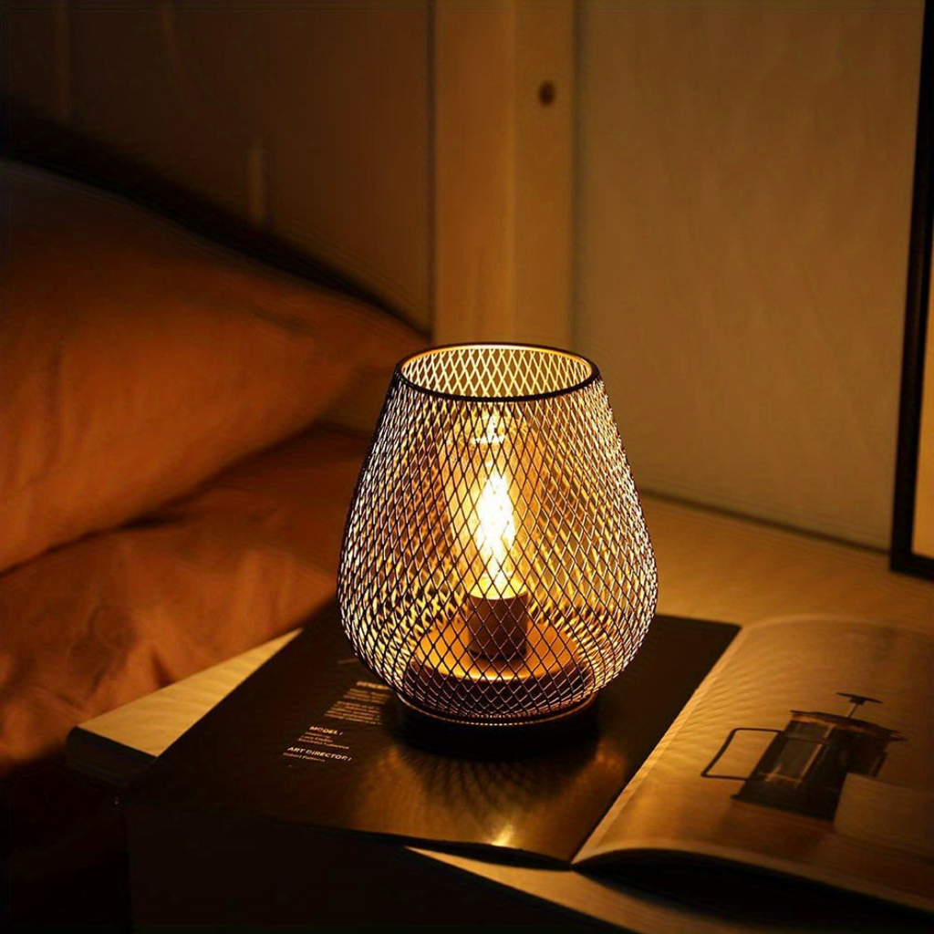 modern-metal-mesh-table-lamp-with-wireless-rechargeable-warm-led-img10.png