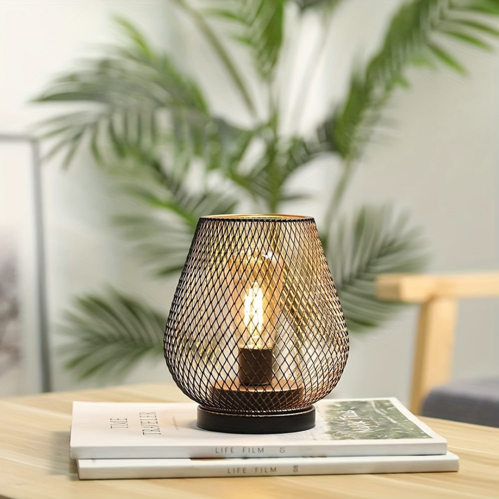 modern-metal-mesh-table-lamp-with-wireless-rechargeable-warm-led-img12.png