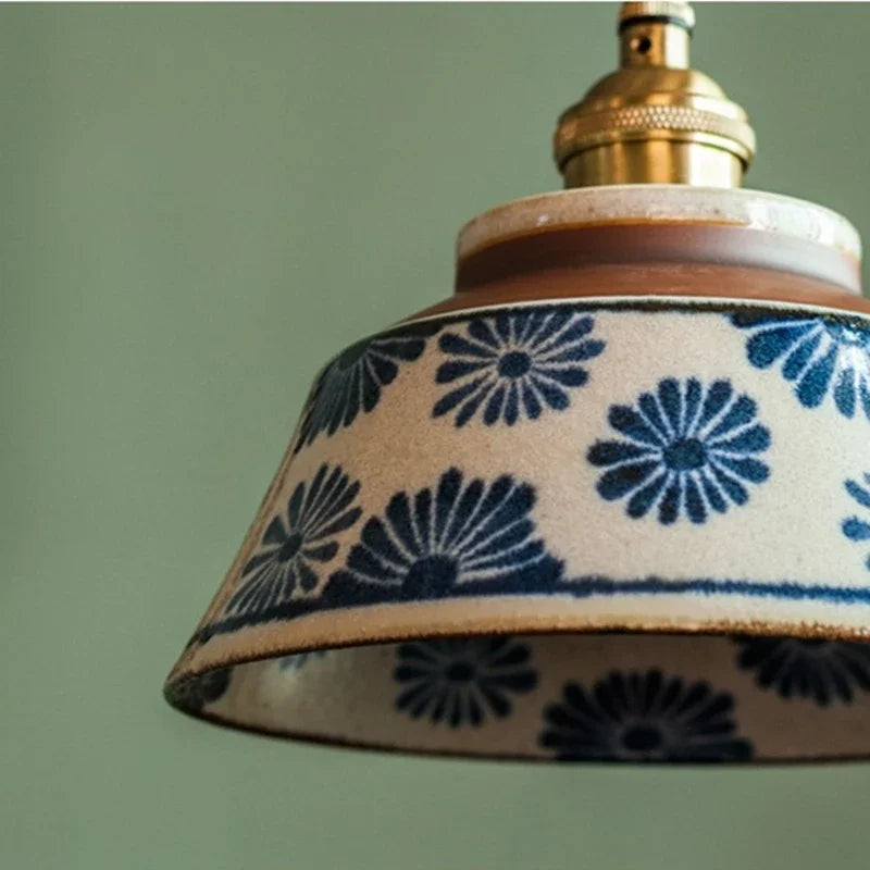 nordic-ceramic-pendant-light-with-copper-fitting-floral-pattern-img5.webp