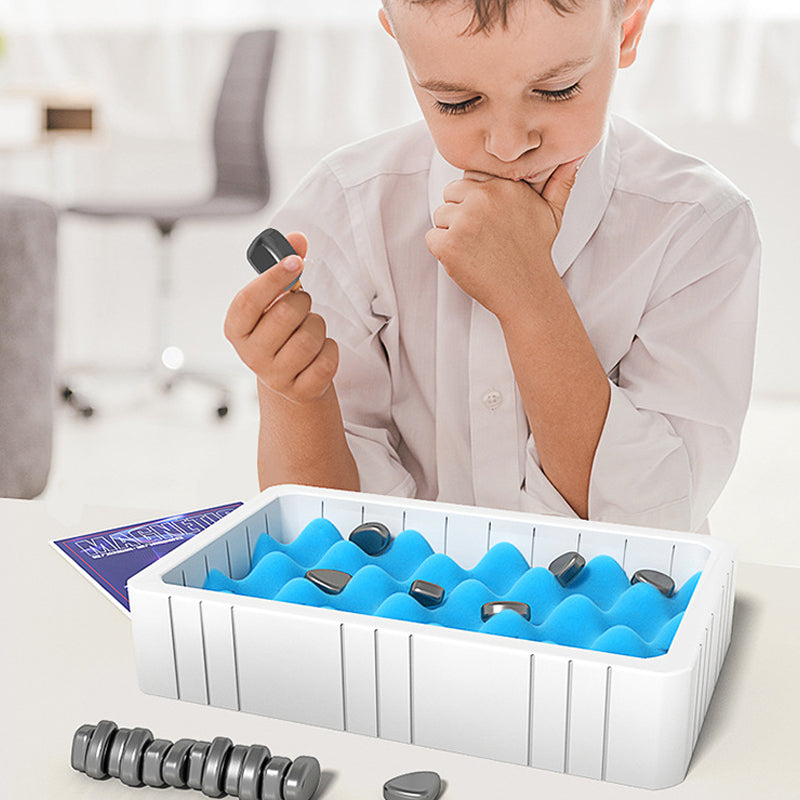 plastic-magnetic-chess-set-for-kids-portable-foldable-img1.jpg