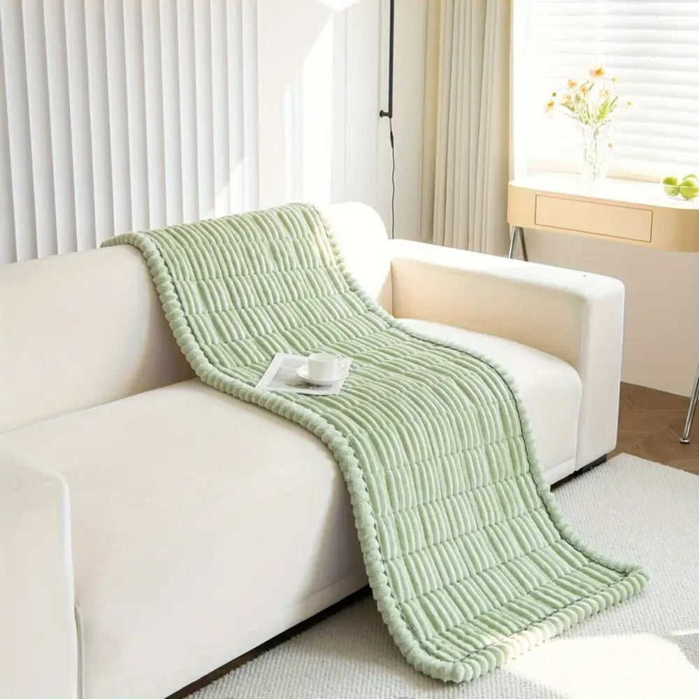 plush-flannel-sofa-cover-with-hand-pleated-edges-img11.jpg