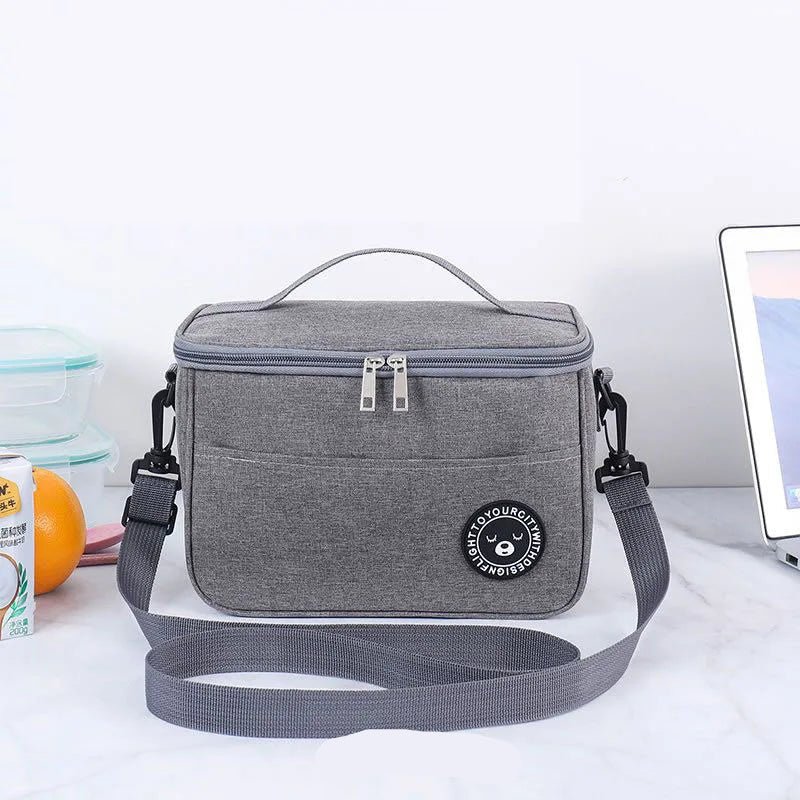 portable-insulated-cooler-bag-keep-food-and-drinks-fresh-on-the-go-img7.webp