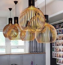 rustic-wooden-pendant-light-with-handmade-natural-wood-shade-img10.jpg
