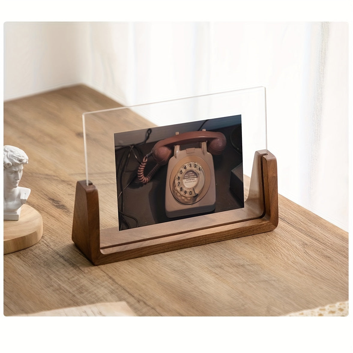 u-shaped-acrylic-wood-photo-frame-with-minimalist-design-img10.jpg