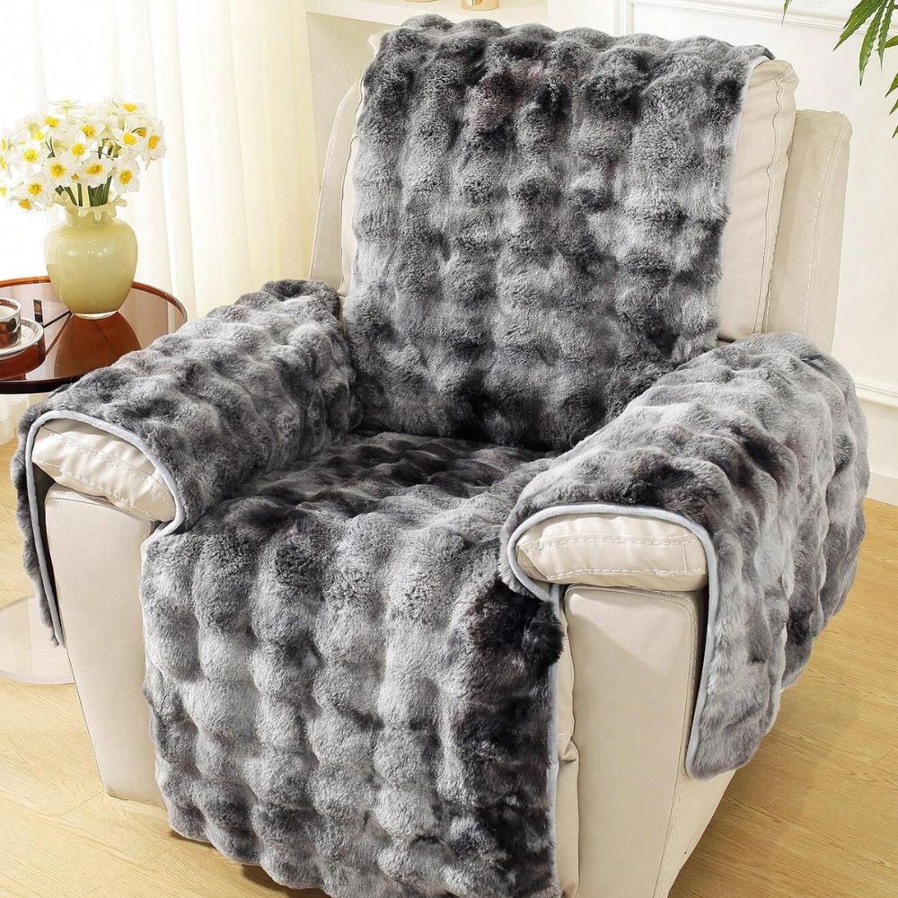 velvet-plush-microfiber-recliner-cover-with-non-slip-fit-img1.jpg
