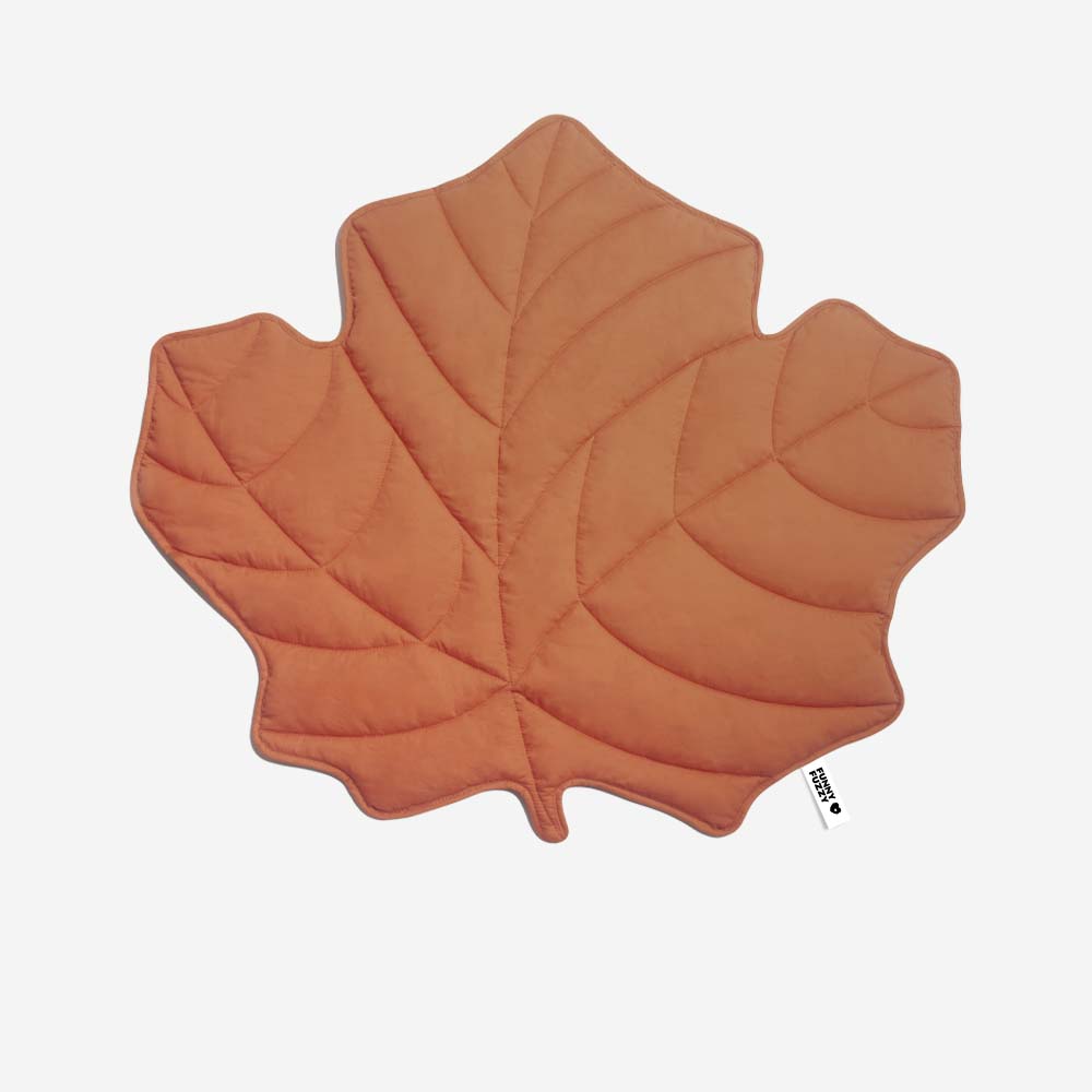 washable-cotton-leaf-shape-dog-blanket-mat-for-couch-img26.jpg