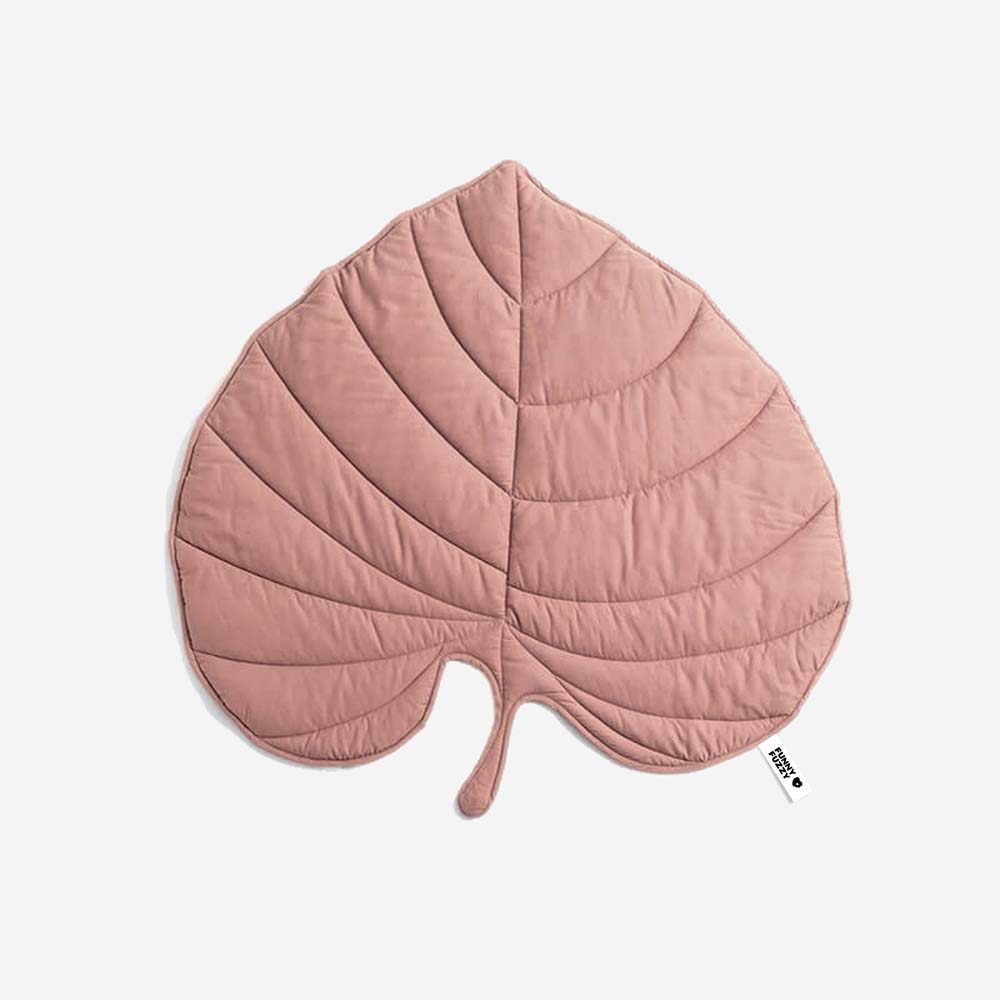 washable-cotton-leaf-shape-dog-blanket-mat-for-couch-img27.jpg