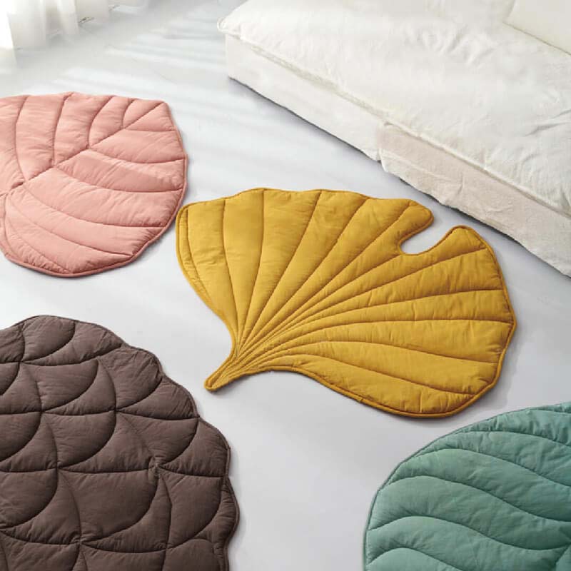 washable-cotton-leaf-shape-dog-blanket-mat-for-couch-img3.jpg