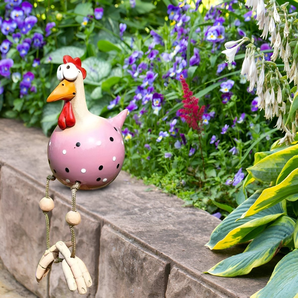whimsical-resin-chicken-garden-statue-with-expressive-eyes-img8.jpg