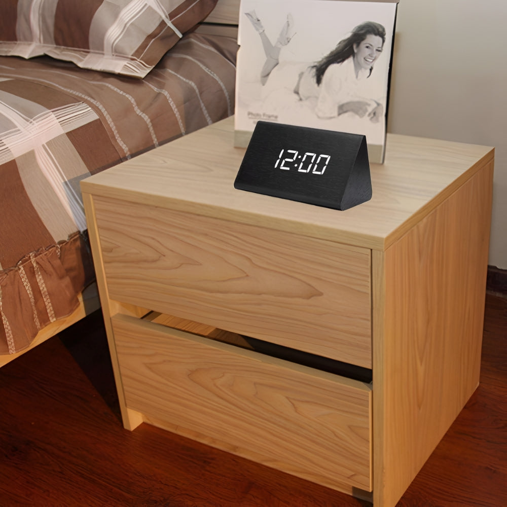 wooden-triangle-led-alarm-clock-with-digital-display-img8.jpg